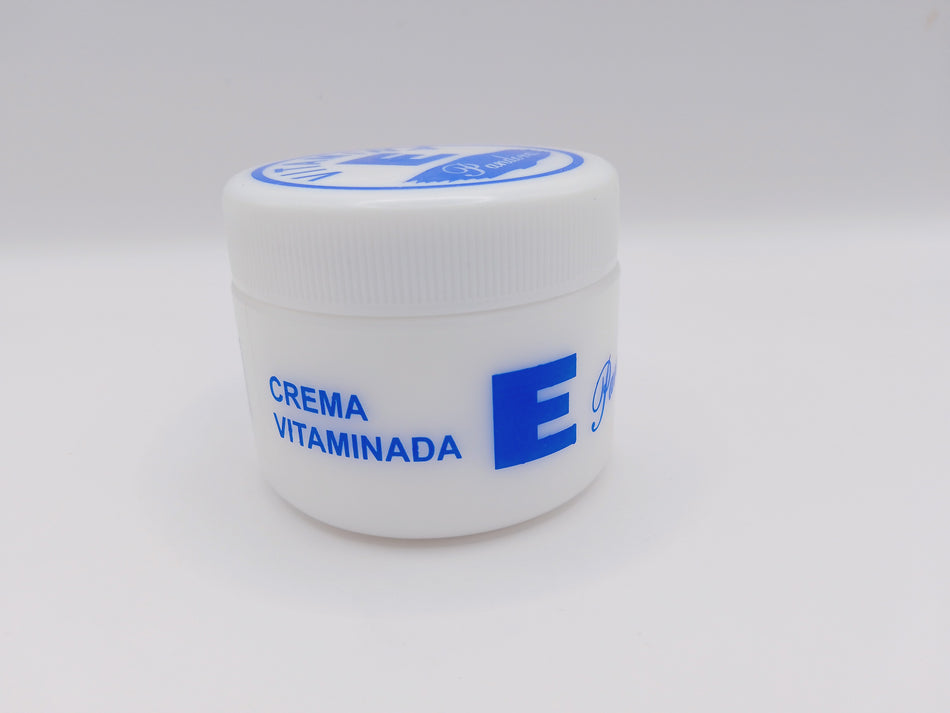 CREMA CON VITAMINA E PANDORA 52GR